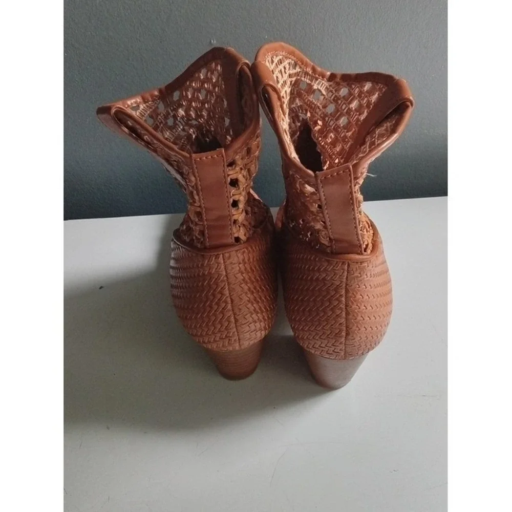 Cognac Woven Crochet Western Ankle Boots Pointed Toe Stacked Heel Brown Booties